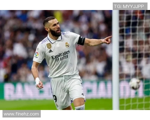 皇马逆袭巴列卡诺，阿扎尔闪耀般配本泽马